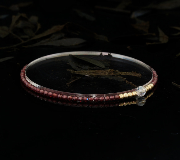 輕奢風酒紅石榴石14K包金 GF Swarovski 配珠水晶手鍊 (Burgundy Garnet Bracelet) 第1張的照片