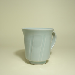 青白磁鎬マグカップ 3枚目の画像