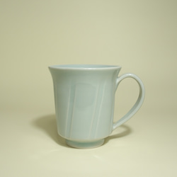 青白磁鎬マグカップ 1枚目の画像