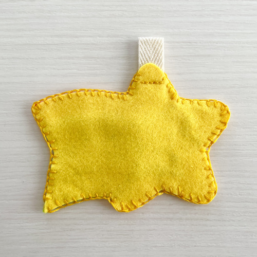 受注商品】フェルト フエルト の 名札♦︎星 流れ星 スター 刺繍