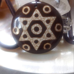 【一点限り／ 上質】西蔵 上肯龍紋藏伝火供龍眼天珠 高級希少‼️再販なし‼️上肯西蔵‼️ 火供龍紋龍眼天珠さんと龍紋珠の