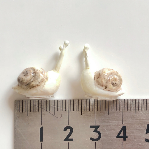 紫陽花 かたつむり 2匹 オブジェ フェルト 粘土 その他