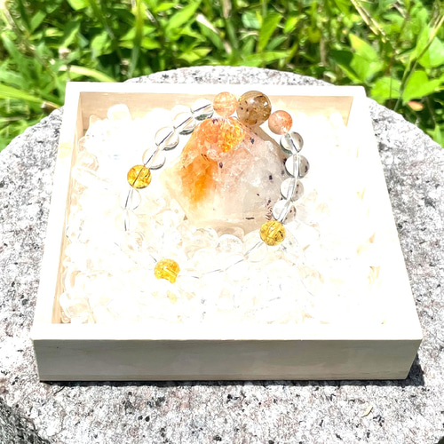 自信を育てる天然石ブレスレット♪サンストーン＆金針水晶ゴールド 