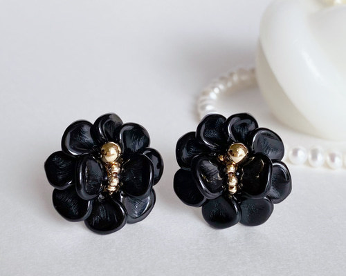 Simone Rocha x ブラック フラワーピアス H&M シモーネロシャ×エイチ