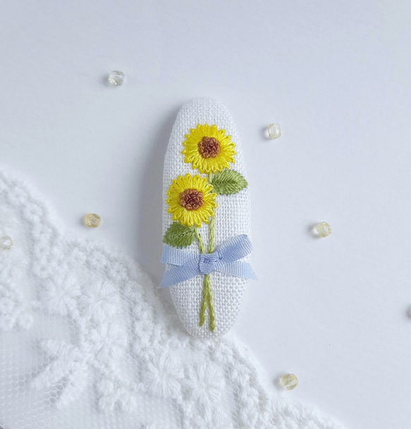 ひまわりの花束 刺繍パッチンピン キッズパッチンピン  向日葵ヘアピン 1枚目の画像