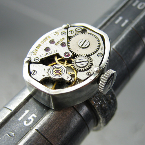 ゼンマイ】RADO シルバーリング2 【送料込み】機械式 時計 手 ゼンマイ】RADO シルバーリング2 【送料込み】機械式 時計 手