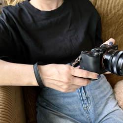 イタリアンレザーブッテーロのマルチレザーストラップ カメラストラップ スマホストラップ バッグチャーム 7枚目の画像