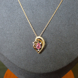 完全手作り　ピンクサファイア（ソーティング付き）ペンダントトップ１８金イエローゴールド　ダイヤモンド入り 2枚目の画像