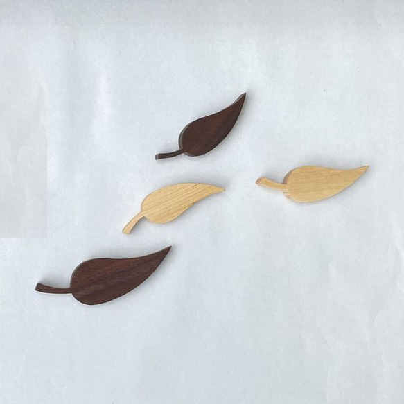 【送料無料】リーフ ３個セット ウォールデコ 秋色 葉っぱ 落ち葉 壁 飾り 木製 北欧 インテリア オーナメント 葉 9枚目の画像