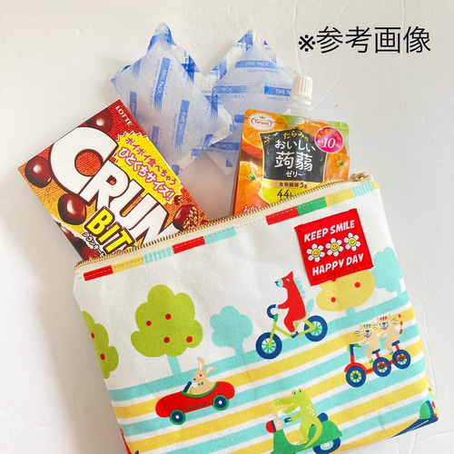 大きめ保冷ポーチ ハニーチューン レモン パウチタイプのドリンクも  