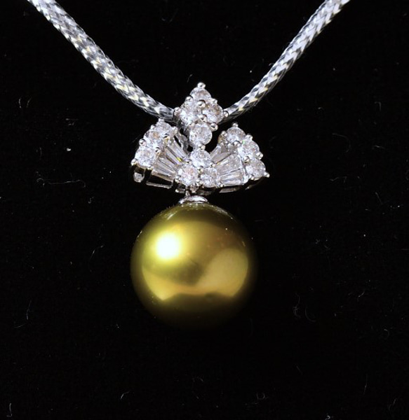 真珠（ピスタチオカラー）のペンダントトップ 2枚目の画像