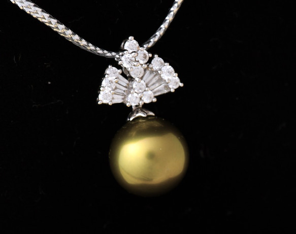 真珠（ピスタチオカラー）のペンダントトップ 3枚目の画像