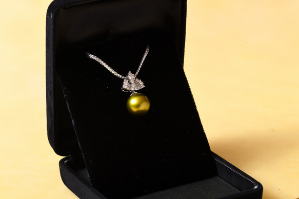 真珠（ピスタチオカラー）のペンダントトップ 6枚目の画像