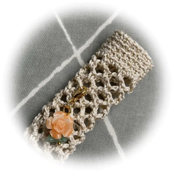 handmade 傘の持ち手カバー ❀(˶'ᵕ'˶)❀薔薇の花チャーム付き 2枚目の画像
