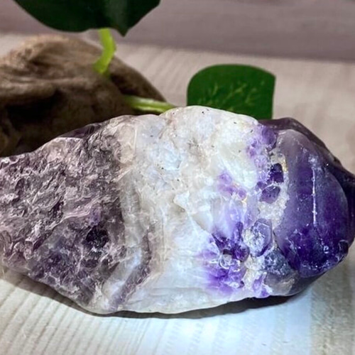 シェブロンアメジスト　ツイン　紫水晶　ラフストーン　原石 シェブロンアメジスト ツイン 紫水晶 ラフストーン 原石 天然石 東洋