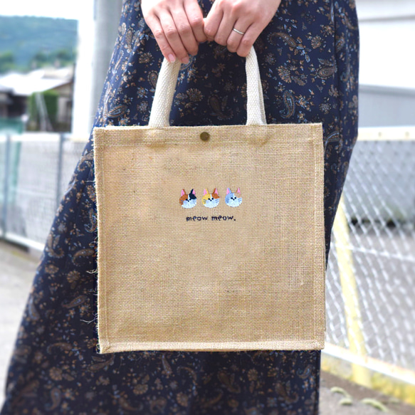 選べる6柄！ねこ刺繍のジュートバッグ お散歩バッグ エコバッグ
