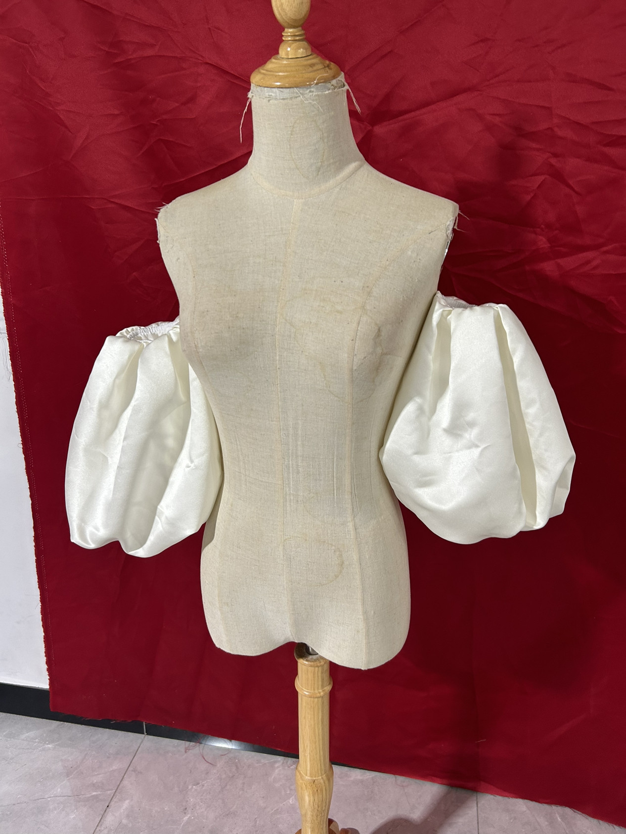 送料無料！大人気上昇 取り外し袖  ショルダーの付け袖 パフスリーブ