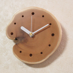 縁起の良い木《いちい（一位）》木製時計　輪切り14（掛け時計） 6枚目の画像