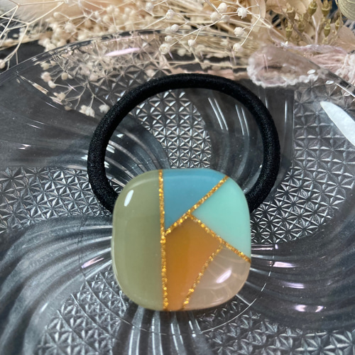 【1034】パステルグリーン かすみ草　レジンヘアゴム 1034】パステルグリーン かすみ草 レジンヘアゴム