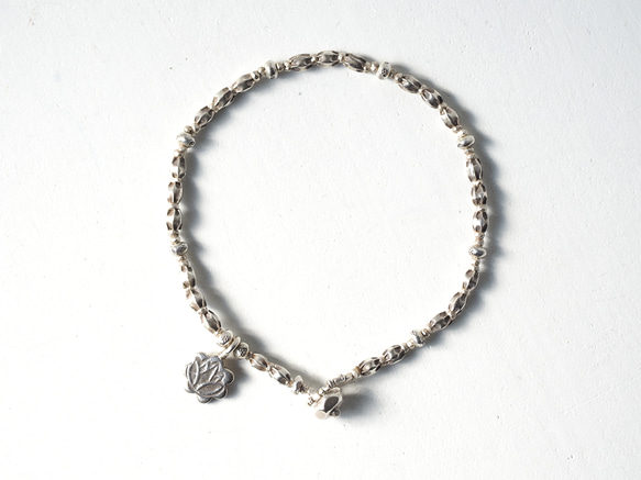 -Lotus charm- silver bracelet 3枚目の画像