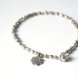 -Lotus charm- silver bracelet 2枚目の画像