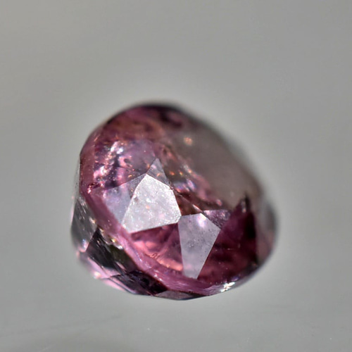 天然石*ミャンマー産2.02ct*ピンキッシュ*スピネルs896*国内発送 ミャンマー産2.02ctシュワシュワ☆ピンキッシュ☆スピネル s896
