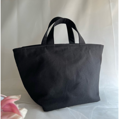 送料無料中❤️舟型トートバッグ❤️お花畑の高級ケミカルレース