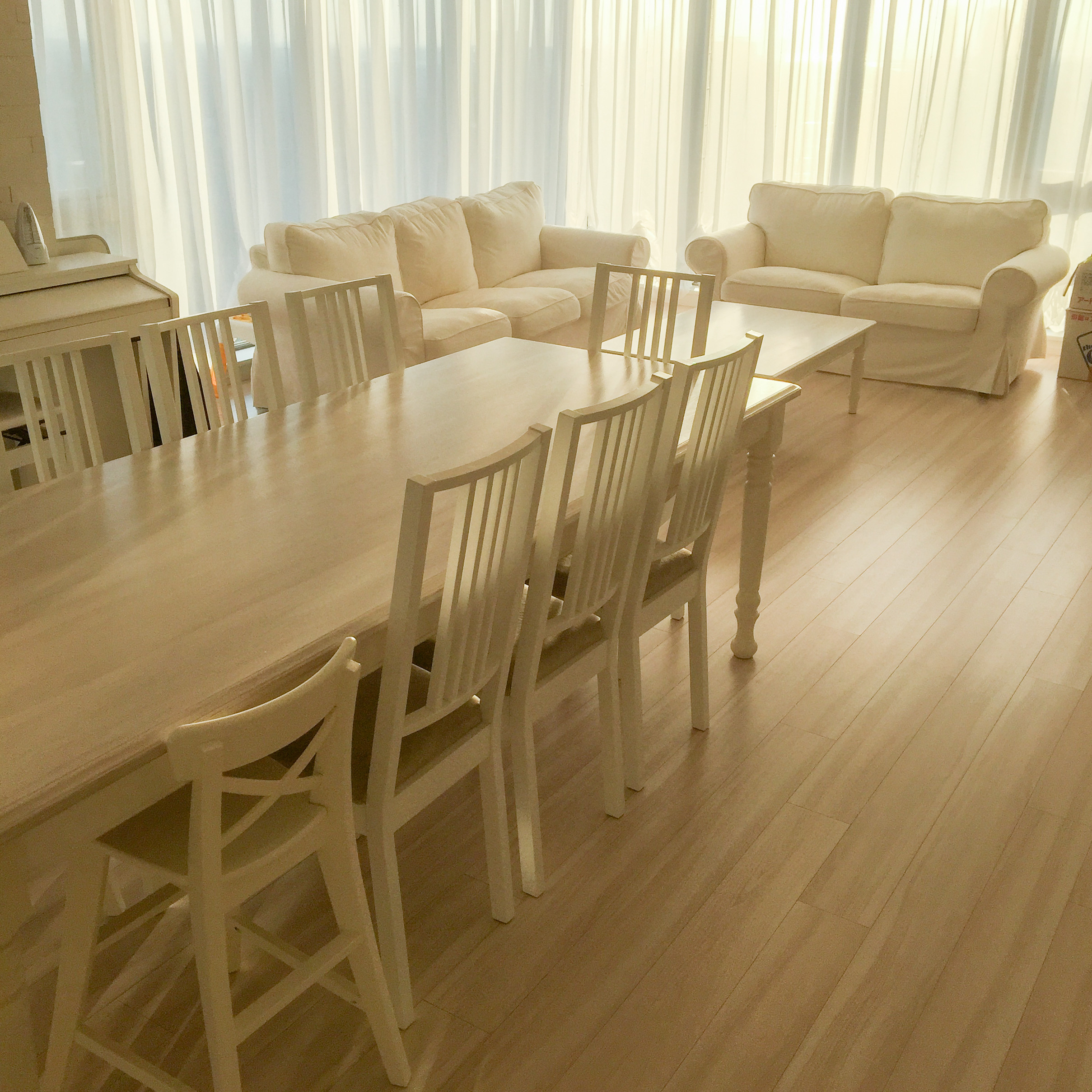 おしゃれなダイニングテーブルfarmer's 輸入住宅向けターンドレッグテーブル アンティークろくろ足 ホワイトアッシュ