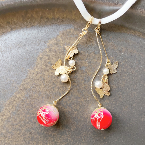 ✴︎紅色と蝶✴︎ 和風ピアスみたいなマスクチャーム【Hijiri】唐草