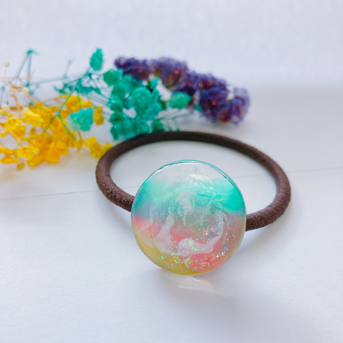 真夏デザイン 猫ちゃんレジンヘアゴム おすましネコちゃん夏デザイン