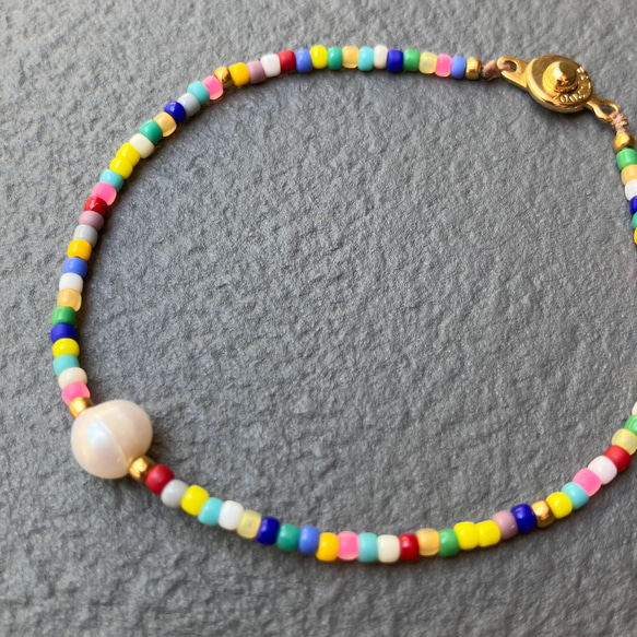 Ibiza/Multicolor Beads x Pearl - マルチカラービーズxパールブレスレット 2枚目の画像