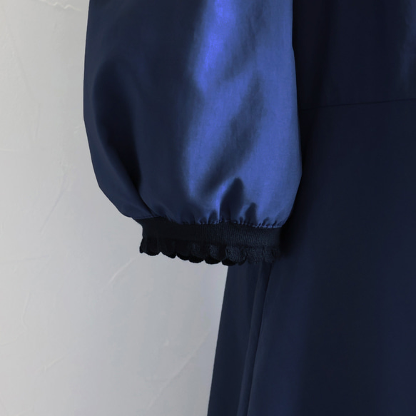 售罄！ 【一件可搭配◎】3/4泡泡袖立領連衣裙【深藍x藏青】 第19張的照片