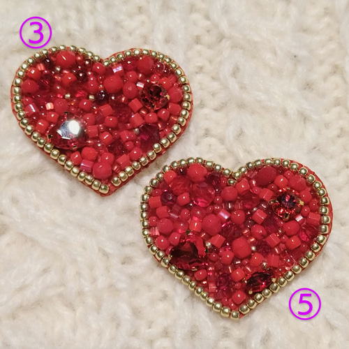 赤いハートのビーズ刺繍ブローチ ブローチ snow garden 通販