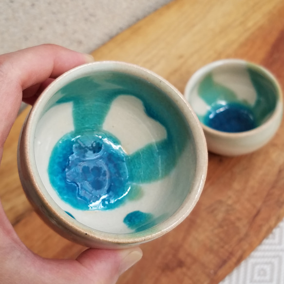 ペア♪ぐい呑みセット【碧い水たまり】1点物 1枚目の画像