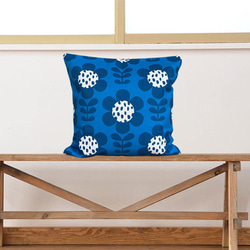 森のクッション Abstract flower design back blue   –ヒノキの香り－ 4枚目の画像