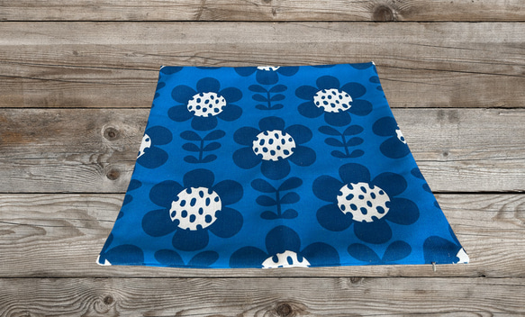 森のクッション Abstract flower design back blue   –ヒノキの香り－ 5枚目の画像