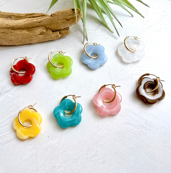 再再販♪Flowerリングピアス～colorful resin～◇14kgfフープ 4枚目の画像