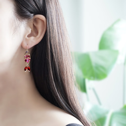 14KGF 石榴石和紅寶石珠寶魚形耳環 第8張的照片