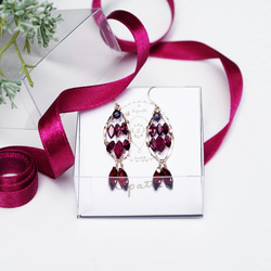 14KGF 石榴石和紅寶石珠寶魚形耳環 第5張的照片