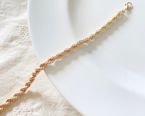 ゴールド ツイストチェーン アンクレット ゴールド ツイストチェーン 安かっ アンクレット18K