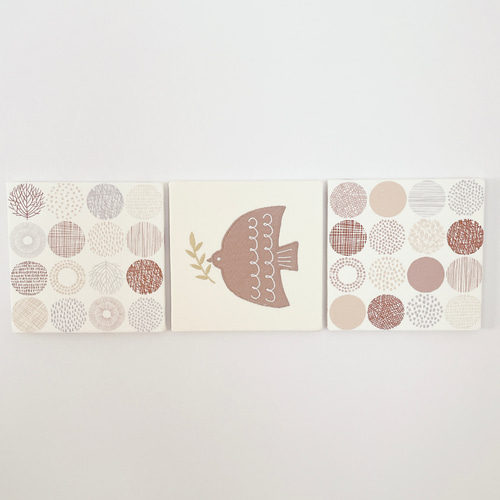 【在庫わずか】北欧 * ファブリックパネル サークルフラワー × 鳥の群れ 在庫わずか】北欧 * ファブリックパネル サークルフラワー × 鳥の群れ