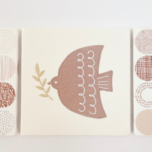 送料無料】ファブリックパネル 北欧小鳥刺繍&北欧ブラウン 15×15cm 3枚