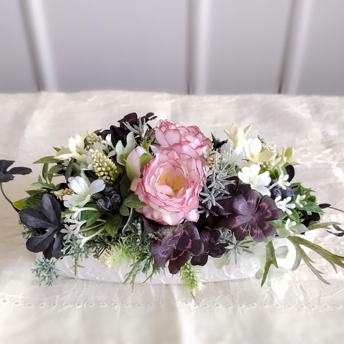 結婚式　テーブル装花【造花】ラナンキュラス 結婚式の会場装花はミルフルール・フラワーデザインへ