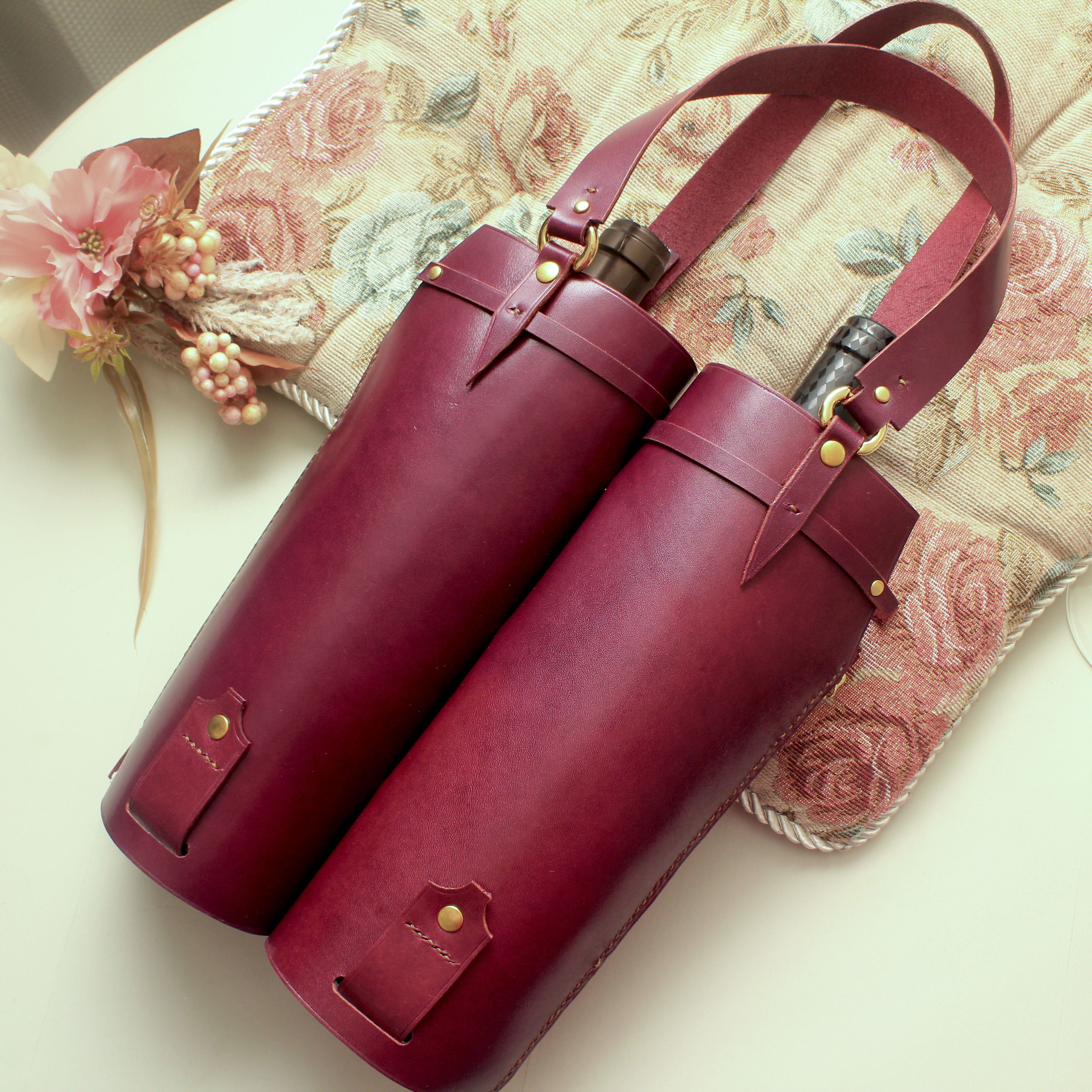 ボトルバッグ (ツイン) ワインレッド 赤紫 牛革 レザー 父の日 ギフト ワインや日本酒 お酒 瓶 鞄