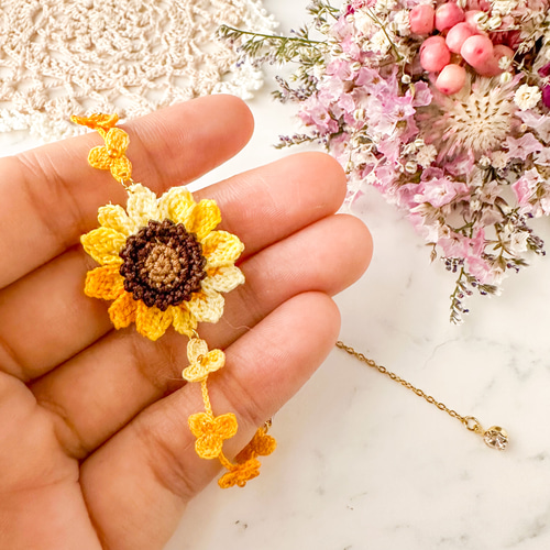 ひまわりと小花のお花畑 ブレスレット 夏 レース編み ブレスレット