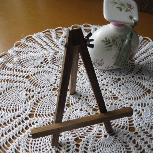 木彫りのミニフォトフレーム☆イーゼル付き6b☆材質榀の木サイズ