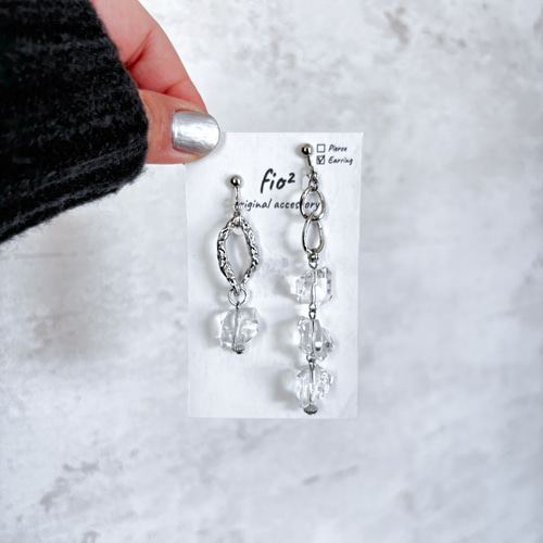 再販】シルバー クリア 氷 ピアス イヤリング 揺れる 涼しげ