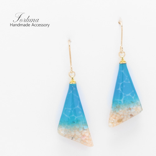 No.1580-C 再販 琉球ガラス☆鉱石型☆レジンピアス・イヤリング  