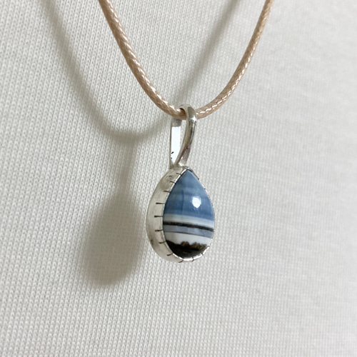 ストライプブルーオパール デザートオパール シルバー ネックレス