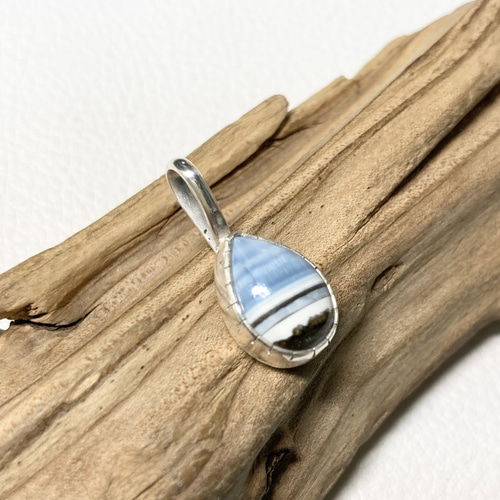 ストライプブルーオパール デザートオパール シルバー ネックレス